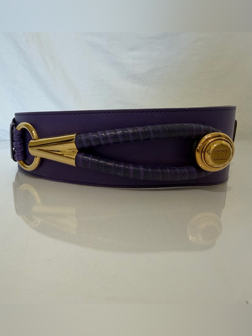 Escada Vintage Purple Leather Wide Belt Gold Hardware Made in Italy Size Large